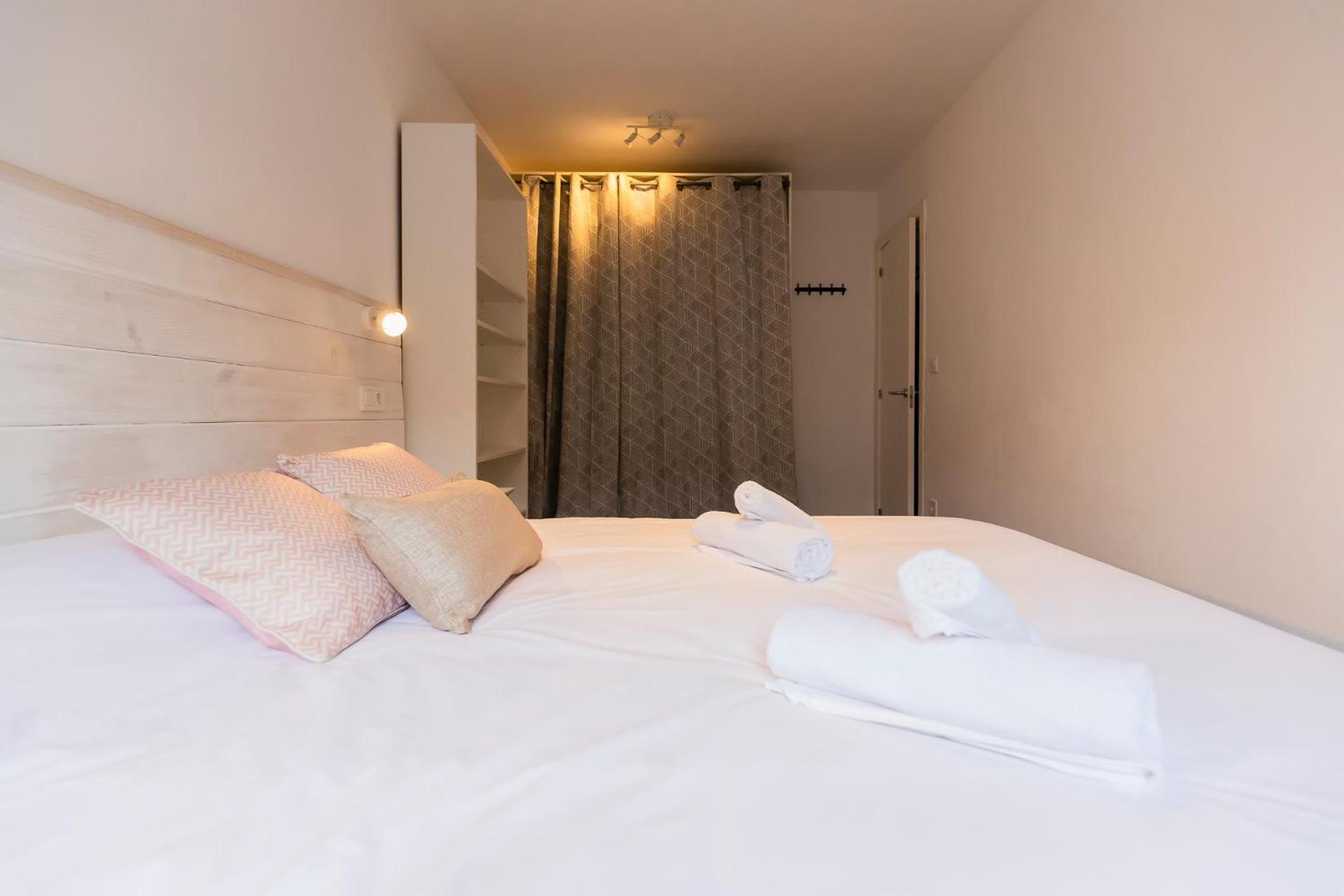 Akomodat En Apartamento Luminoso Junto Al Paseo De La Ria Bilbao Luaran gambar